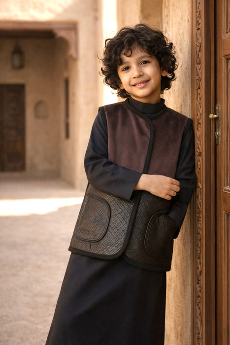 سترة بنية